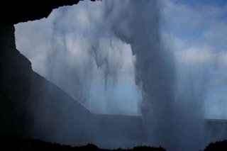 Водопад Seljalandsfoss