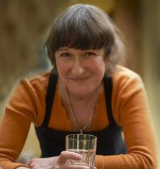 Лена П.