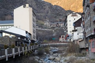 город Encamp